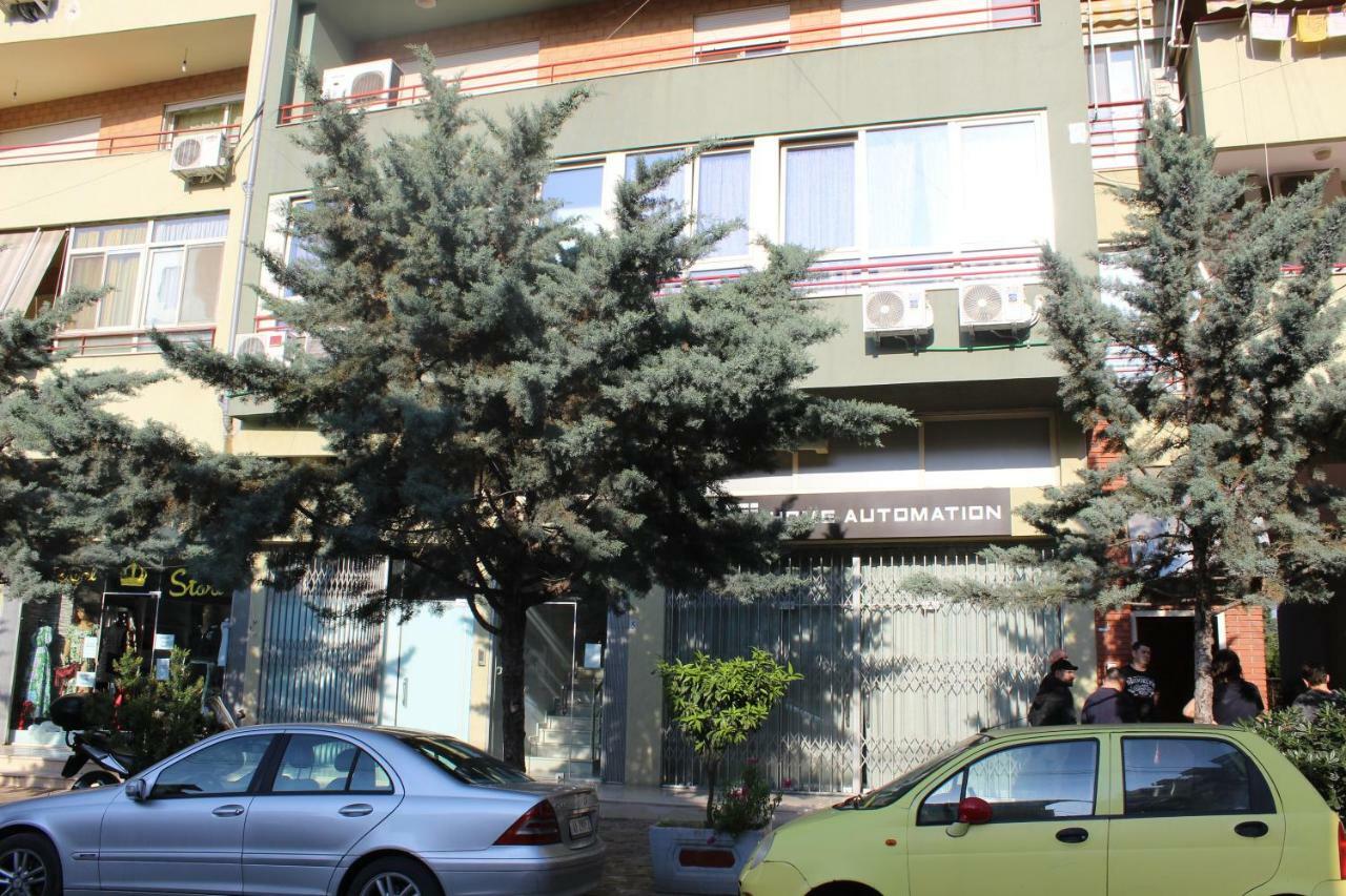 招待所 Nuestra Casa Tirana